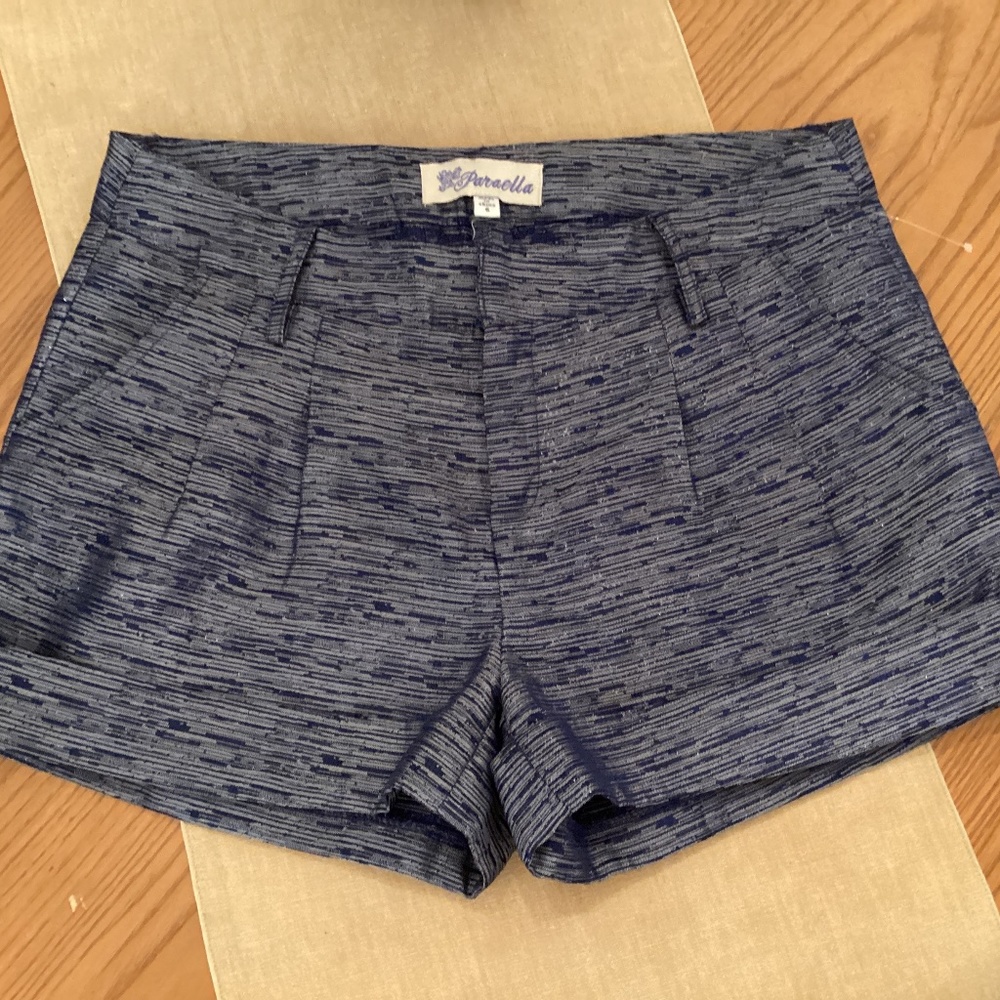 Paraella shimmery shorts Size 6 NWOT